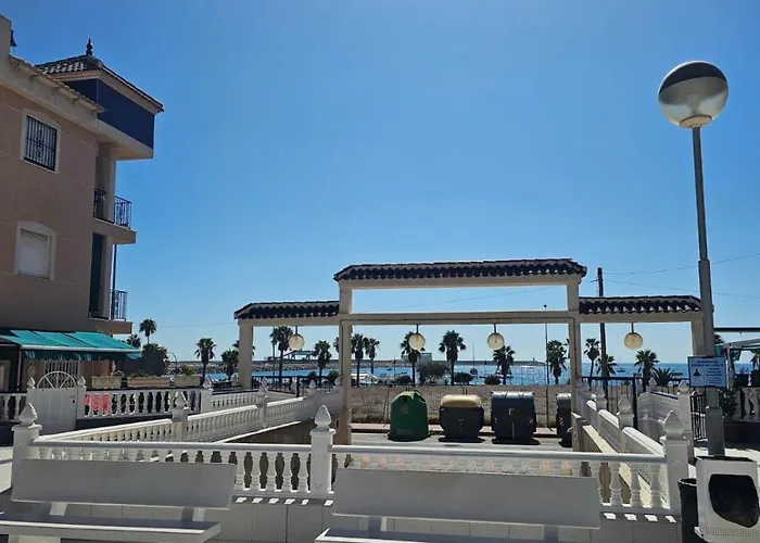 Naufragos 1st Line Torrevieja