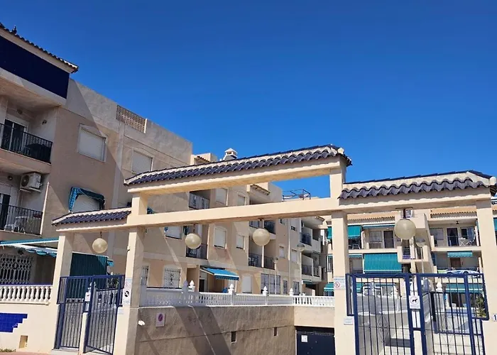 Apartment Naufragos 1st Line Torrevieja