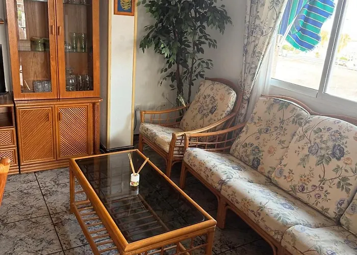 Apartment Naufragos 1st Line Torrevieja