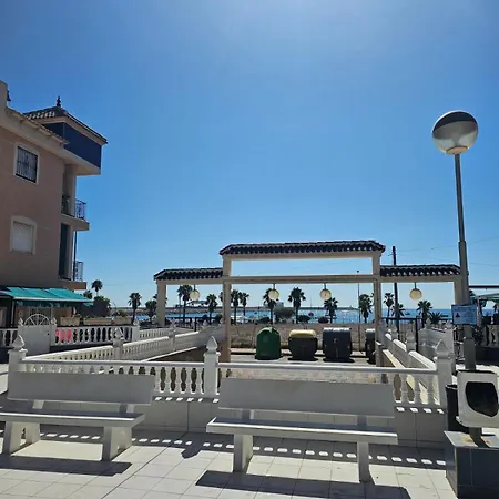 Naufragos 1st Line Torrevieja