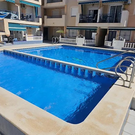 Naufragos 1st Line Торевьиа