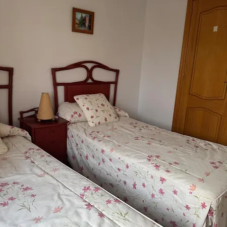 Naufragos 1st Line *