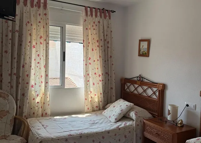 Naufragos 1st Line Torrevieja