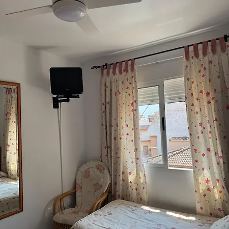 Naufragos 1st Line Appartement